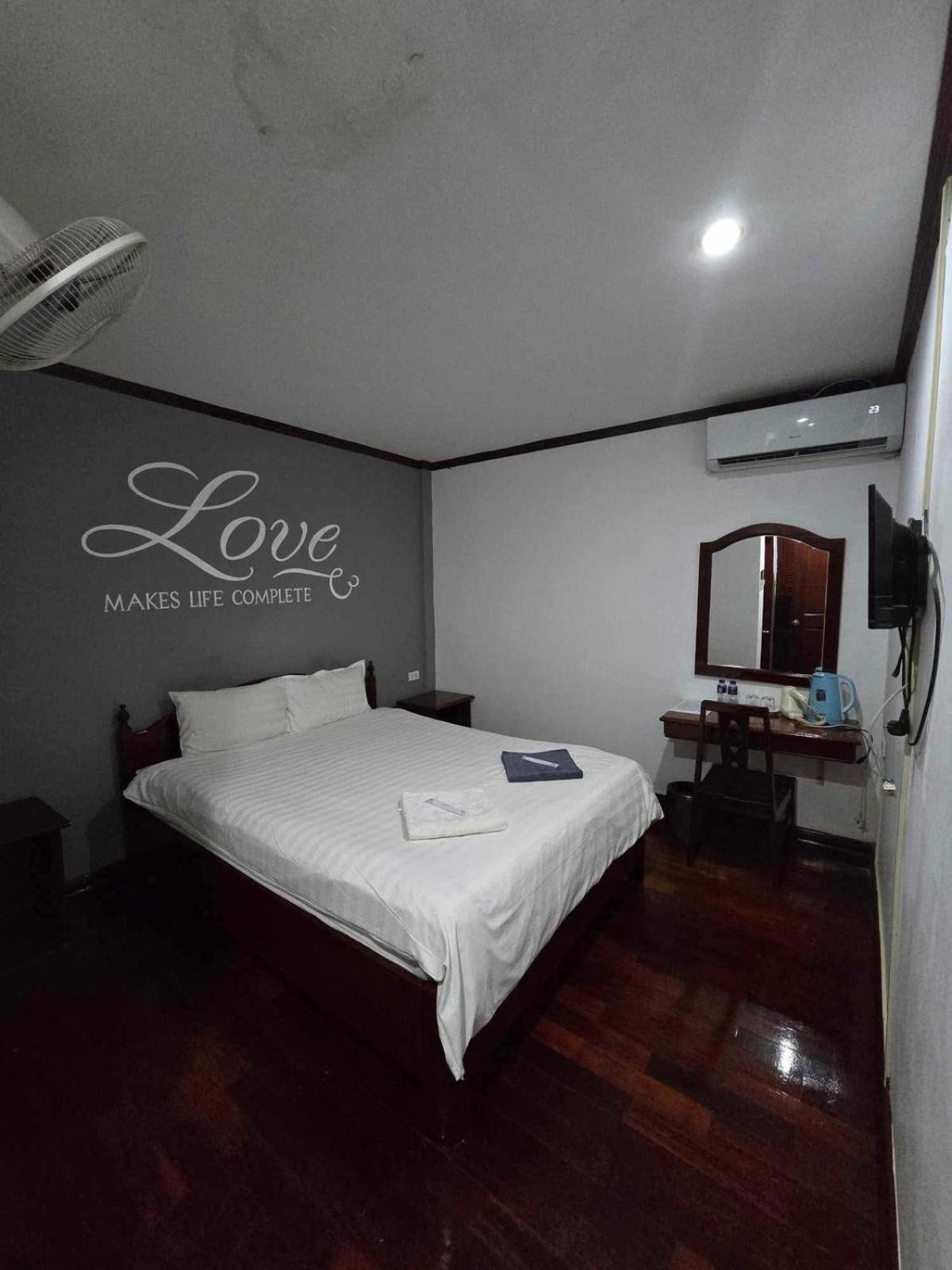 Davika Hotel Vientiane Dış mekan fotoğraf